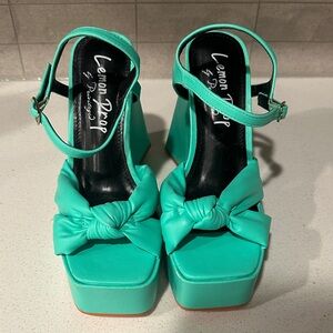 Privileged Hiner Platform heels in Mint